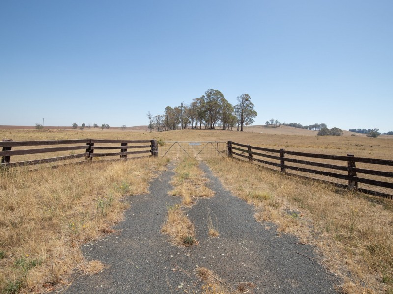 300 Isabella Road Isabella, Oberon NSW 2787