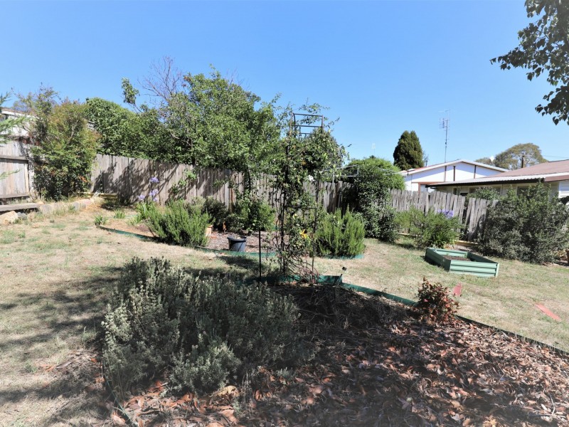 4 Buckley Crescent, Oberon NSW 2787