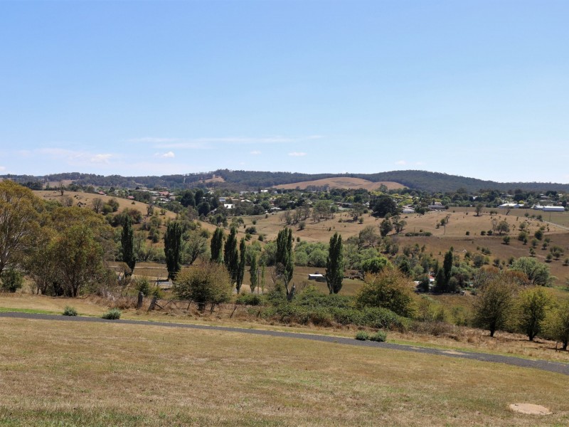 4 Buckley Crescent, Oberon NSW 2787