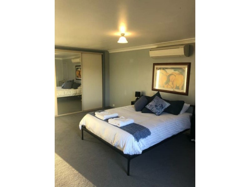 24 Hawkes Drive, Oberon NSW 2787