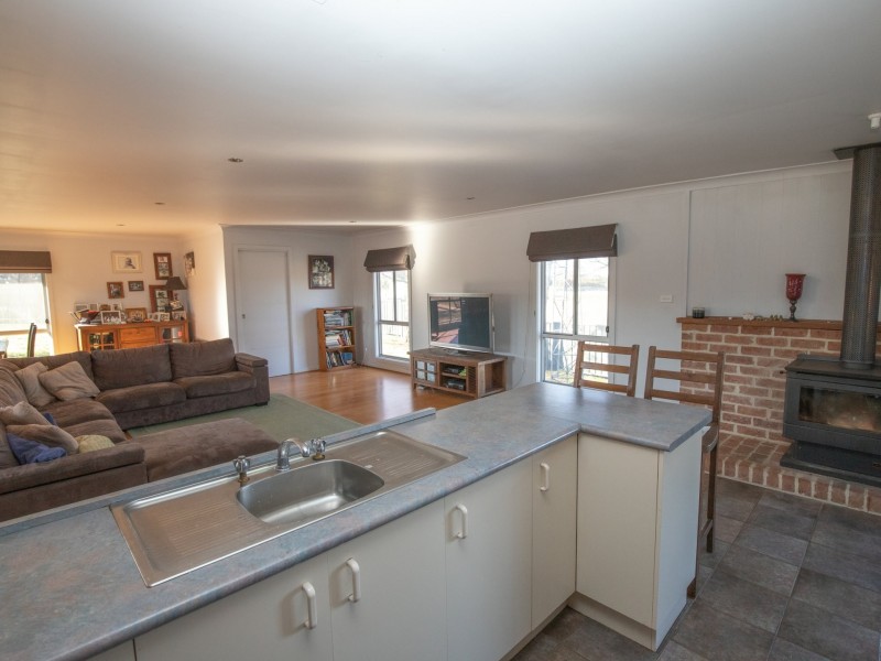 10 Tasman Street, Oberon NSW 2787