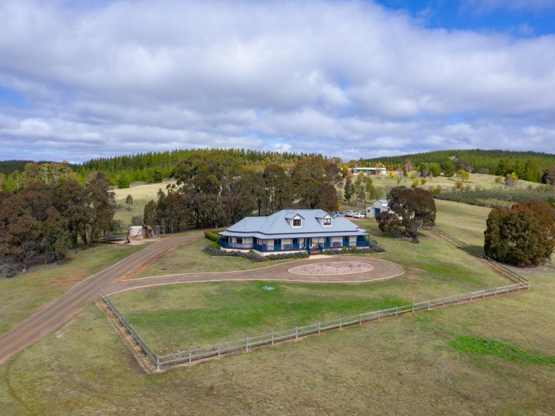 713 Nunans Hill Road, Hazelgrove, Oberon NSW 2787