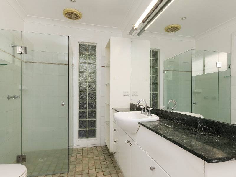 18 Castle Cove Road, Castle Cove NSW 2069