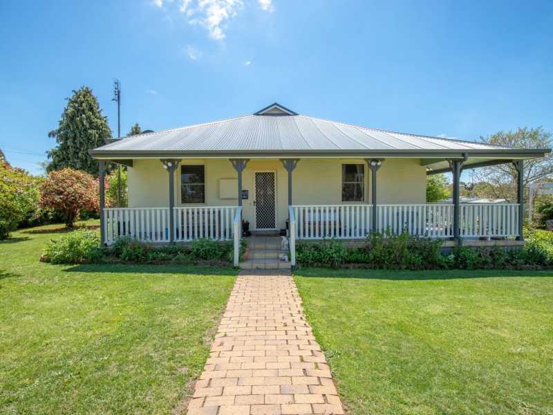 83 Dart Street, Oberon NSW 2787