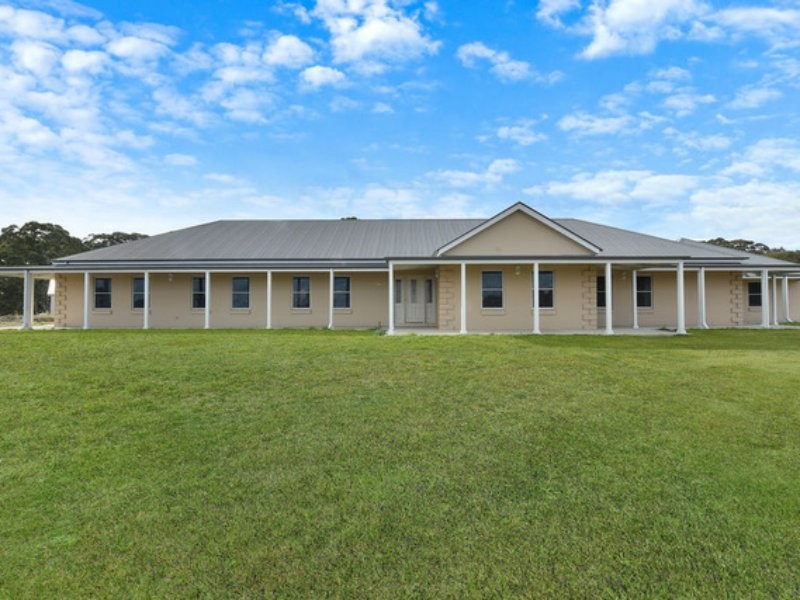 207 Meadows Road, Oberon NSW 2787