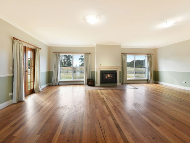 207 Meadows Road, Oberon NSW 2787