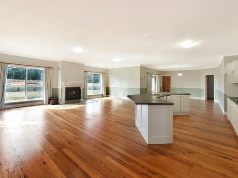 207 Meadows Road, Oberon NSW 2787