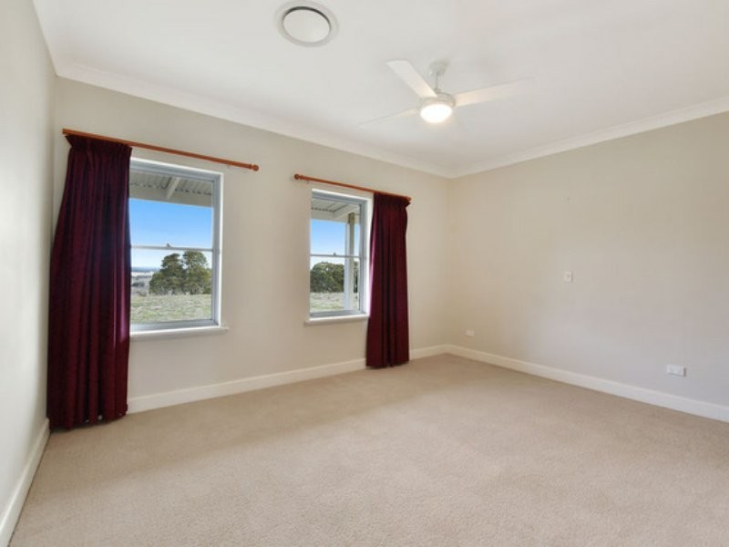 207 Meadows Road, Oberon NSW 2787