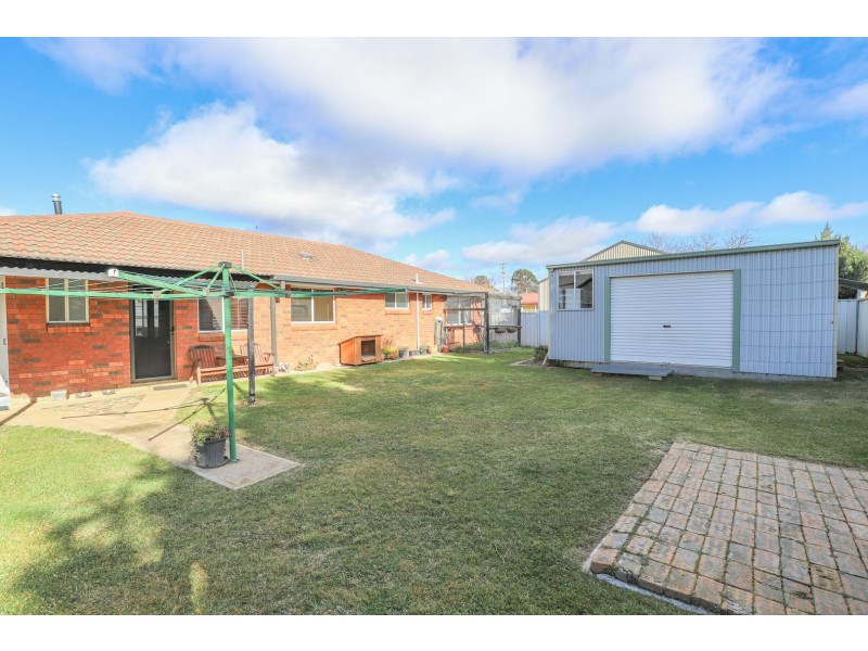 123 Curtis Street, Oberon NSW 2787