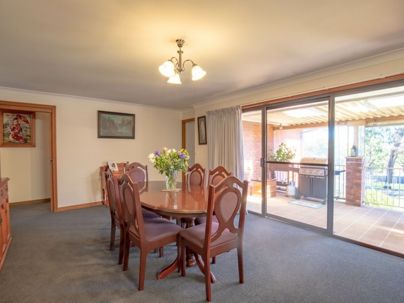 17 Blenheim Avenue, Oberon NSW 2787