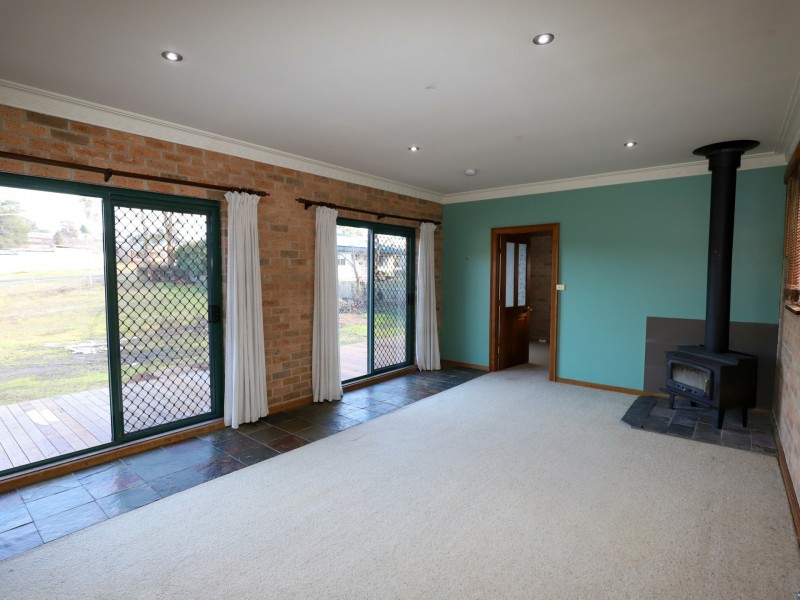 32 Fleming Street, Oberon NSW 2787