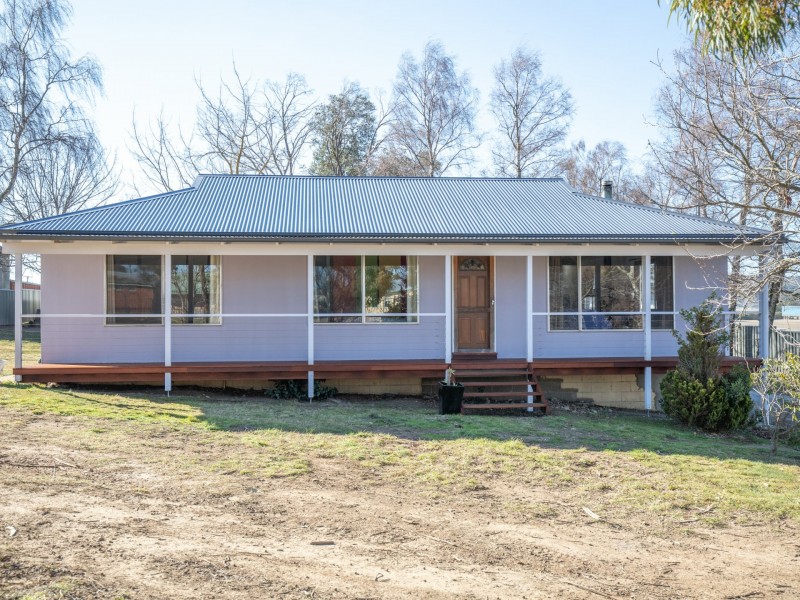 10 Tasman Street, Oberon NSW 2787