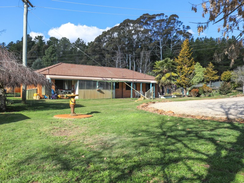 32 Campbells River Road, Black Springs NSW 2787
