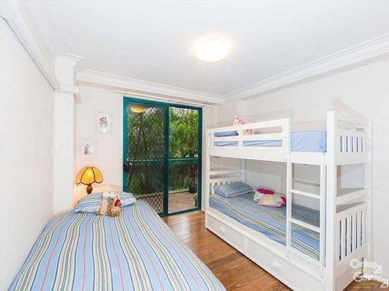6-8 Pleasant Avenue, North Wollongong NSW 2500