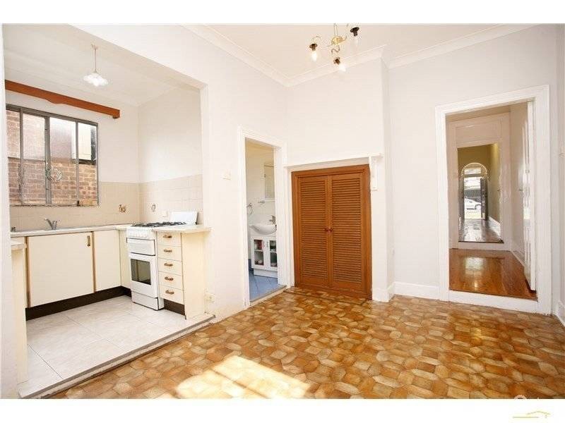 16 Beach Road, Dulwich Hill NSW 2203