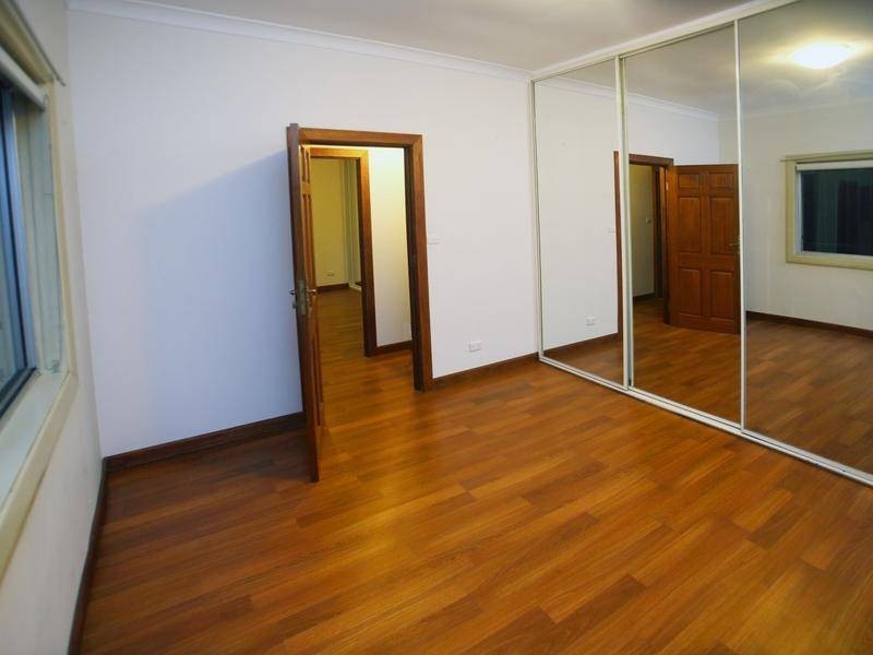 1/4 Abergeldie Street, Dulwich Hill NSW 2203