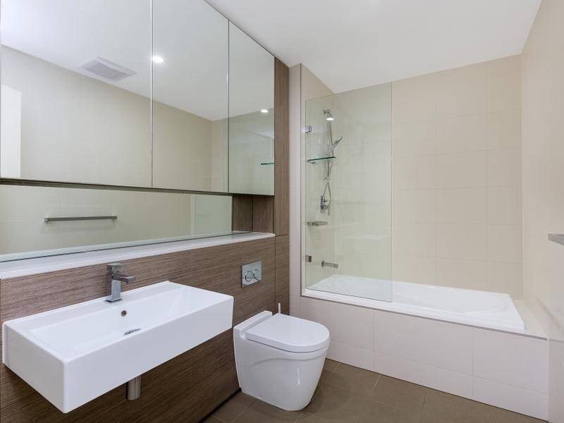 6/65 Hobart Place, Illawong NSW 2234