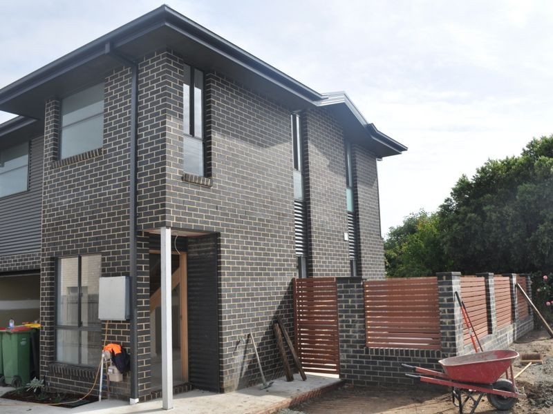 1/9 Bungendore Road, Queanbeyan NSW 2620