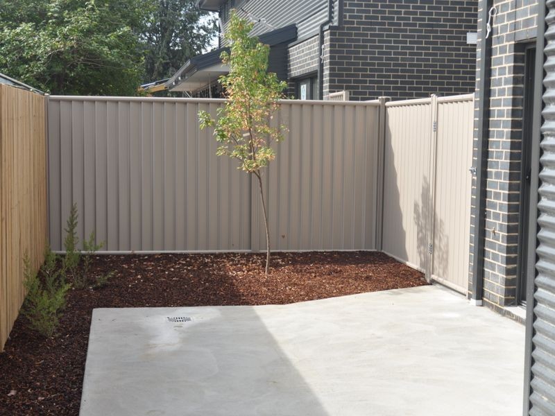 1/9 Bungendore Road, Queanbeyan NSW 2620