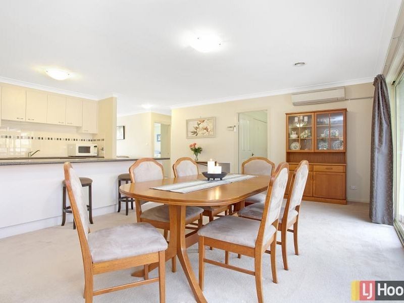 4/1 Walker Crescent, Jerrabomberra NSW 2619