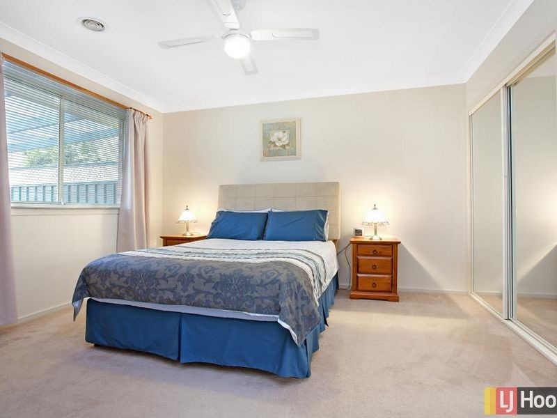 4/1 Walker Crescent, Jerrabomberra NSW 2619