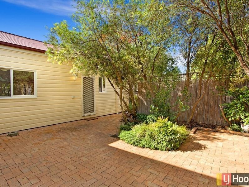 2A Surveyor Street, Queanbeyan NSW 2620