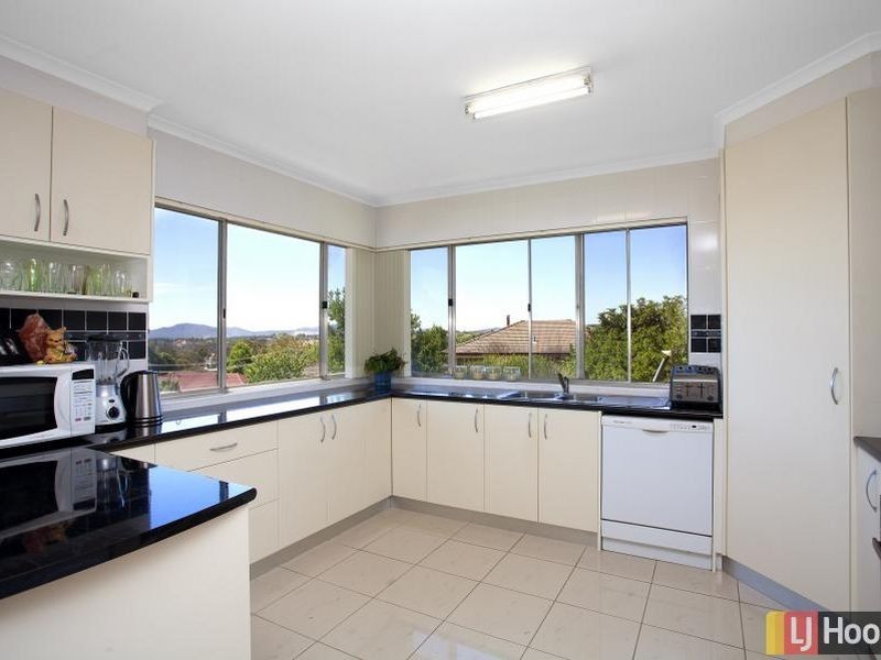 5 Corin Place, Queanbeyan NSW 2620