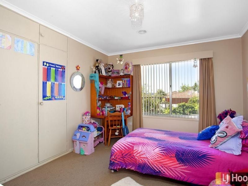 5 Corin Place, Queanbeyan NSW 2620