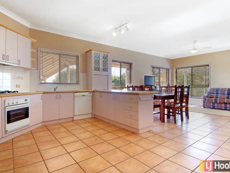 53 Emery Crescent, Queanbeyan NSW 2620