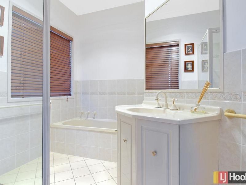 53 Emery Crescent, Queanbeyan NSW 2620