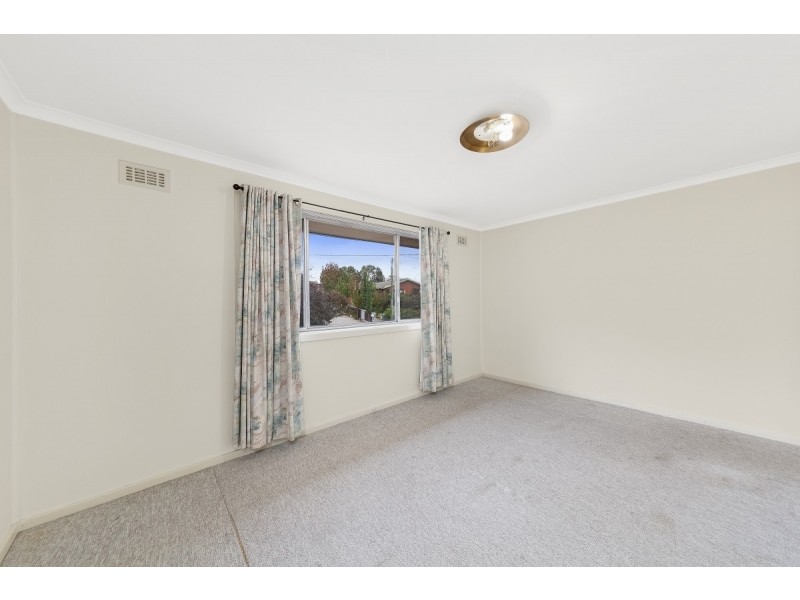 4 Hambly Place, Queanbeyan NSW 2620