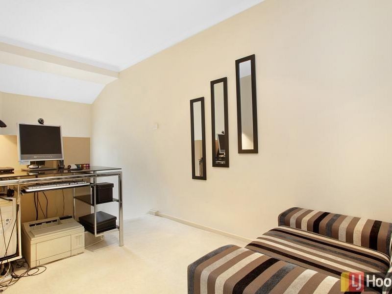 2/4 Erin Street, Queanbeyan NSW 2620