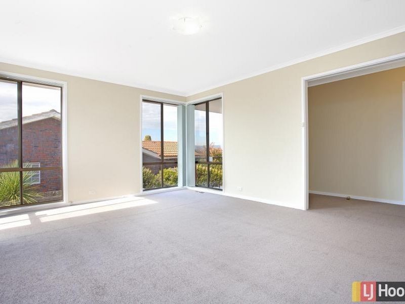 17 Elliott Street, Queanbeyan NSW 2620