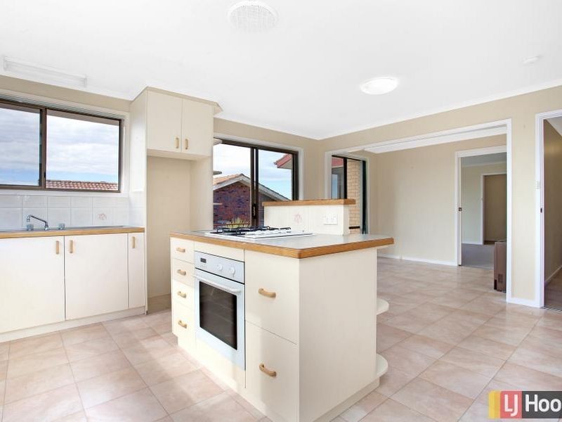 17 Elliott Street, Queanbeyan NSW 2620