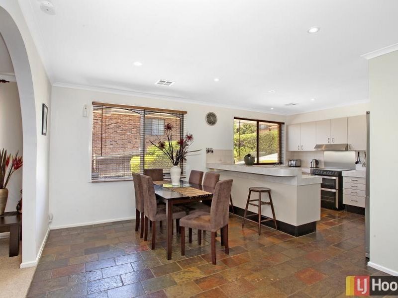 11 Hayley Crescent, Queanbeyan NSW 2620