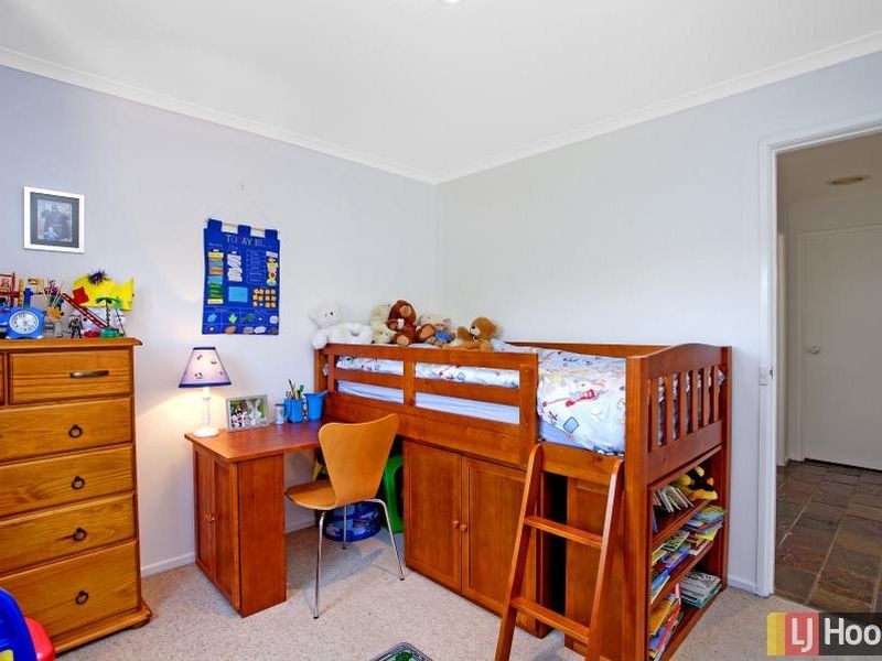 11 Hayley Crescent, Queanbeyan NSW 2620