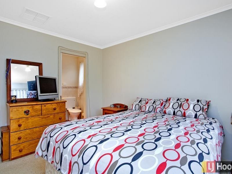 7 Banksia Crescent, Queanbeyan NSW 2620