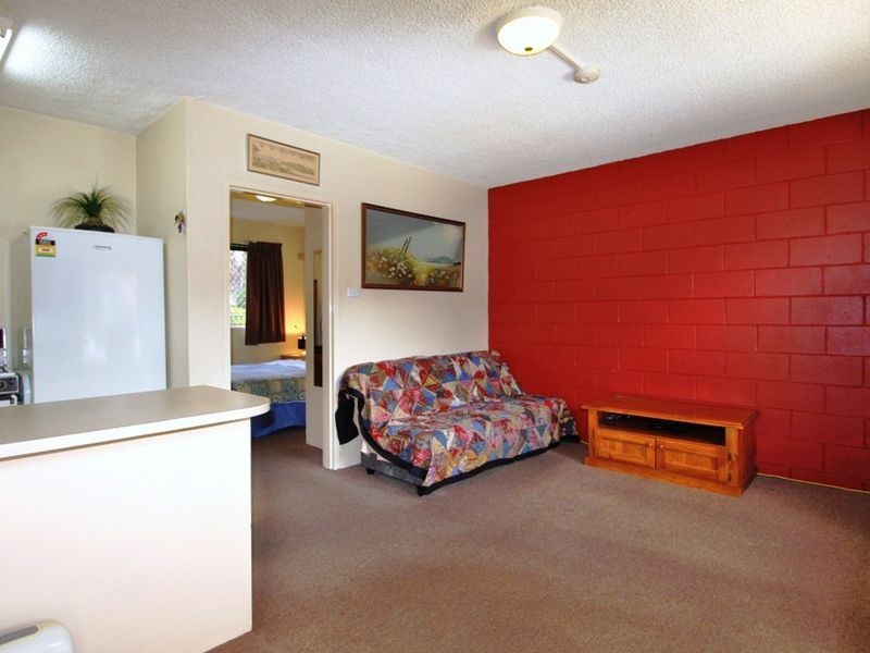 6/10 Macquoid Street, Queanbeyan NSW 2620