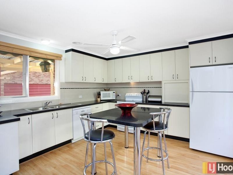 30 Molesworth Street, Watson ACT 2602