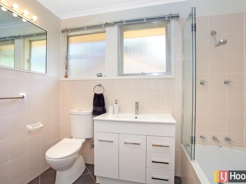 30 Molesworth Street, Watson ACT 2602