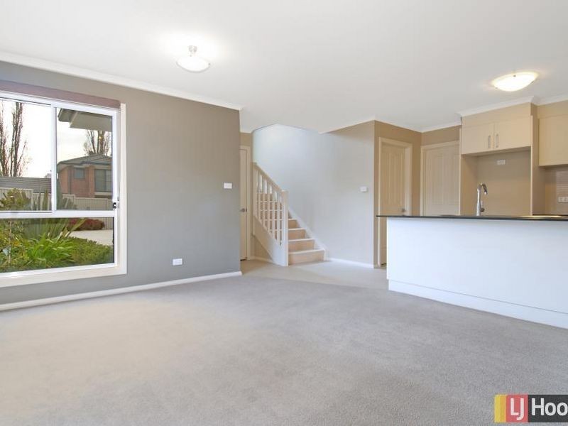 4/23 Donald Road, Queanbeyan NSW 2620