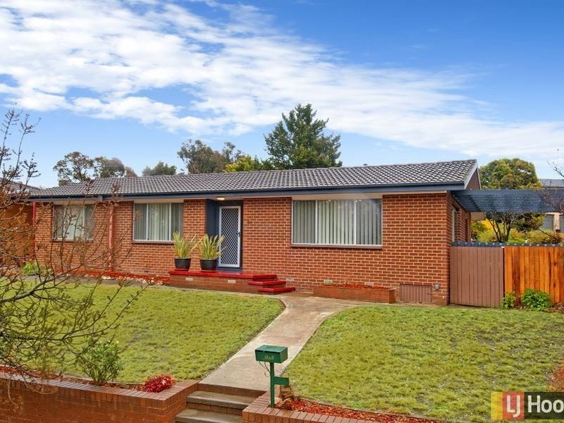 31 Hayley Crescent, Queanbeyan NSW 2620