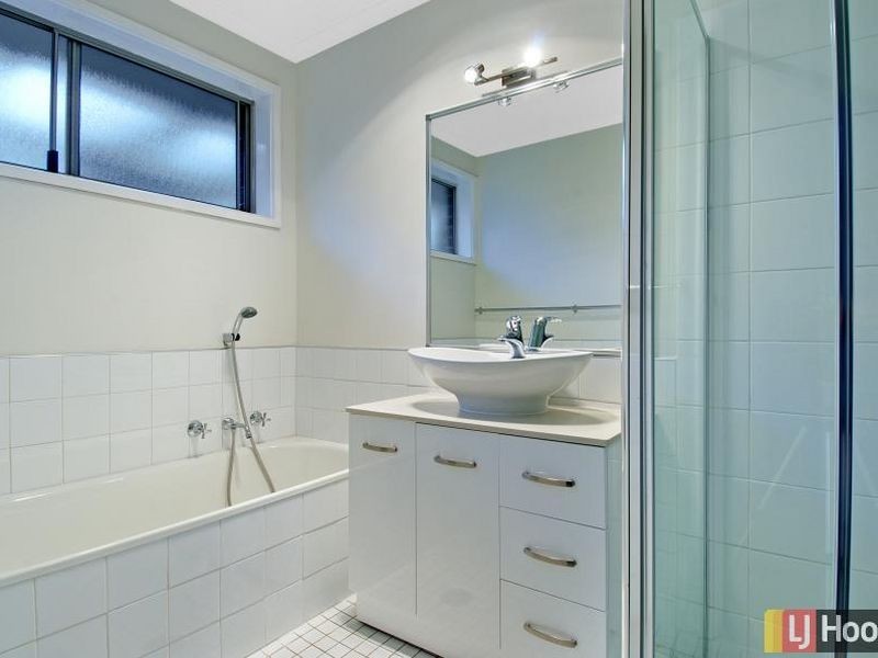 31 Hayley Crescent, Queanbeyan NSW 2620