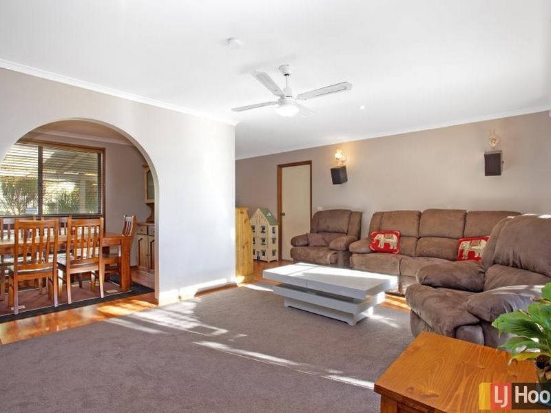 8 Palmer Close, Queanbeyan NSW 2620