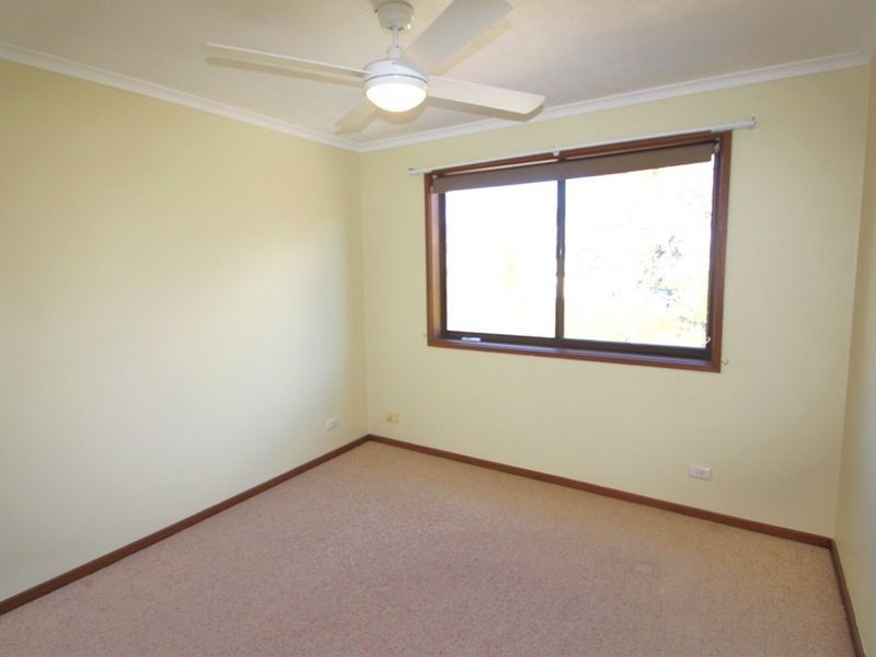 4/9 Hybon Avenue, Queanbeyan NSW 2620