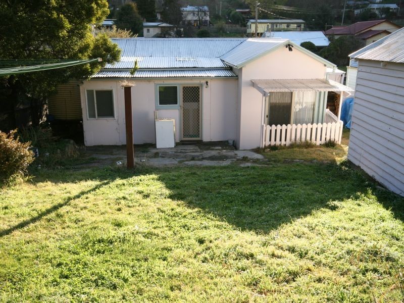 260 Foxlow Street, Captains Flat NSW 2623