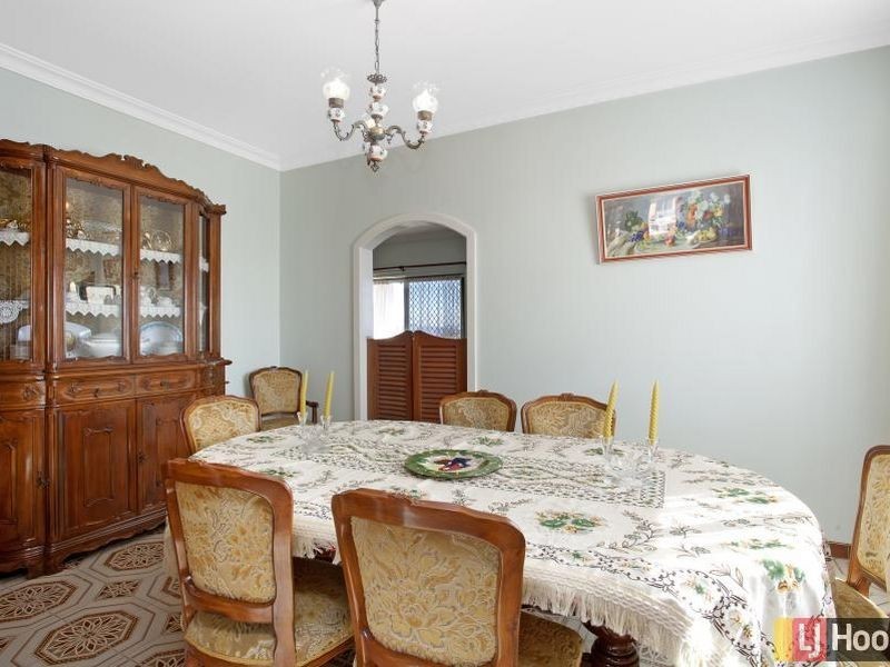 16 Urila Street, Queanbeyan NSW 2620