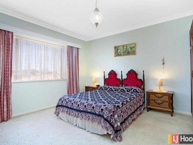 16 Urila Street, Queanbeyan NSW 2620