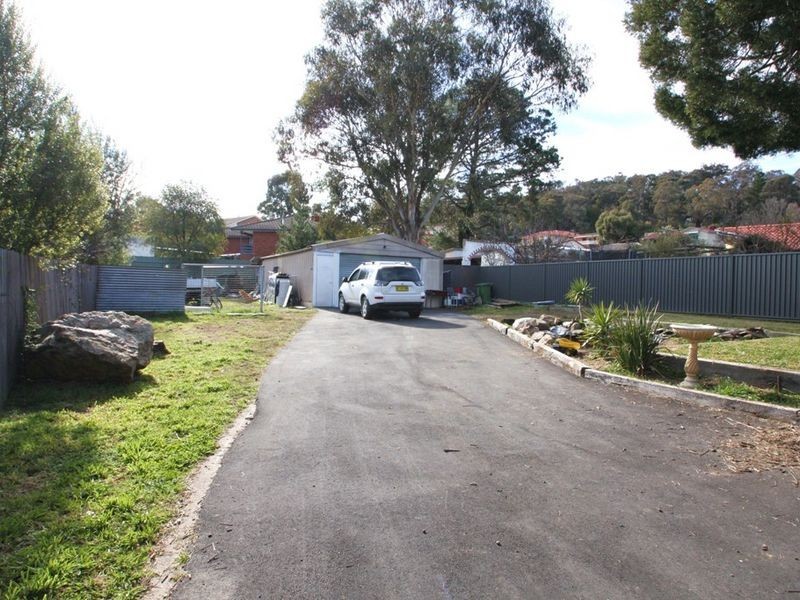 15 Elizabeth Crescent, Queanbeyan NSW 2620