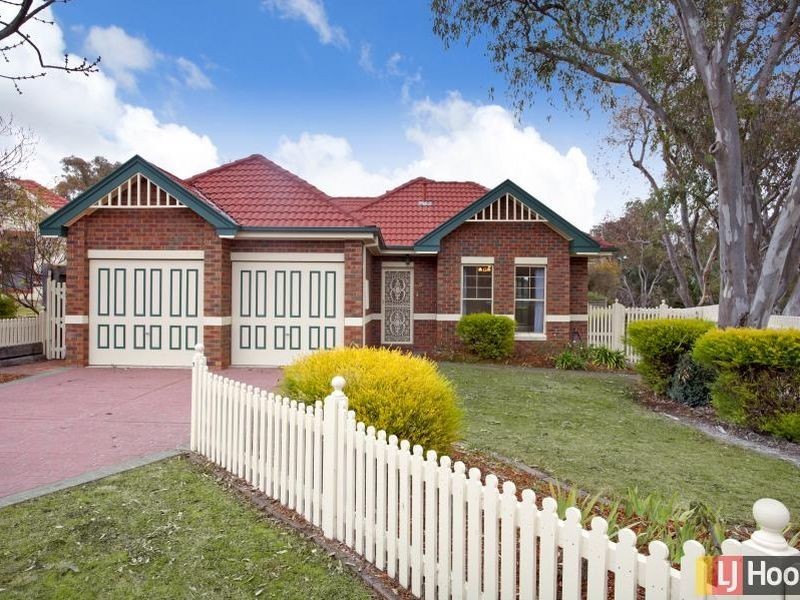 11 Melrose Place, Jerrabomberra NSW 2619
